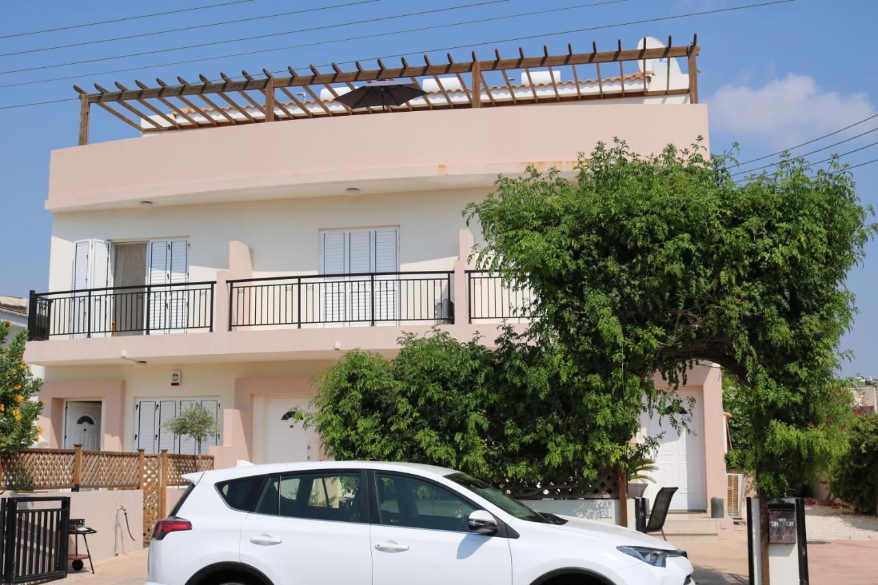 The Paradise Townhouses By Taimoura Paphos Exteriér fotografie